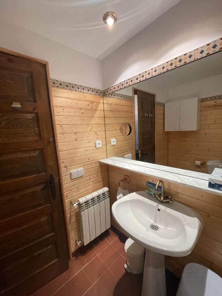Bonito Apartamento Incles By Renttarter Buitenkant foto